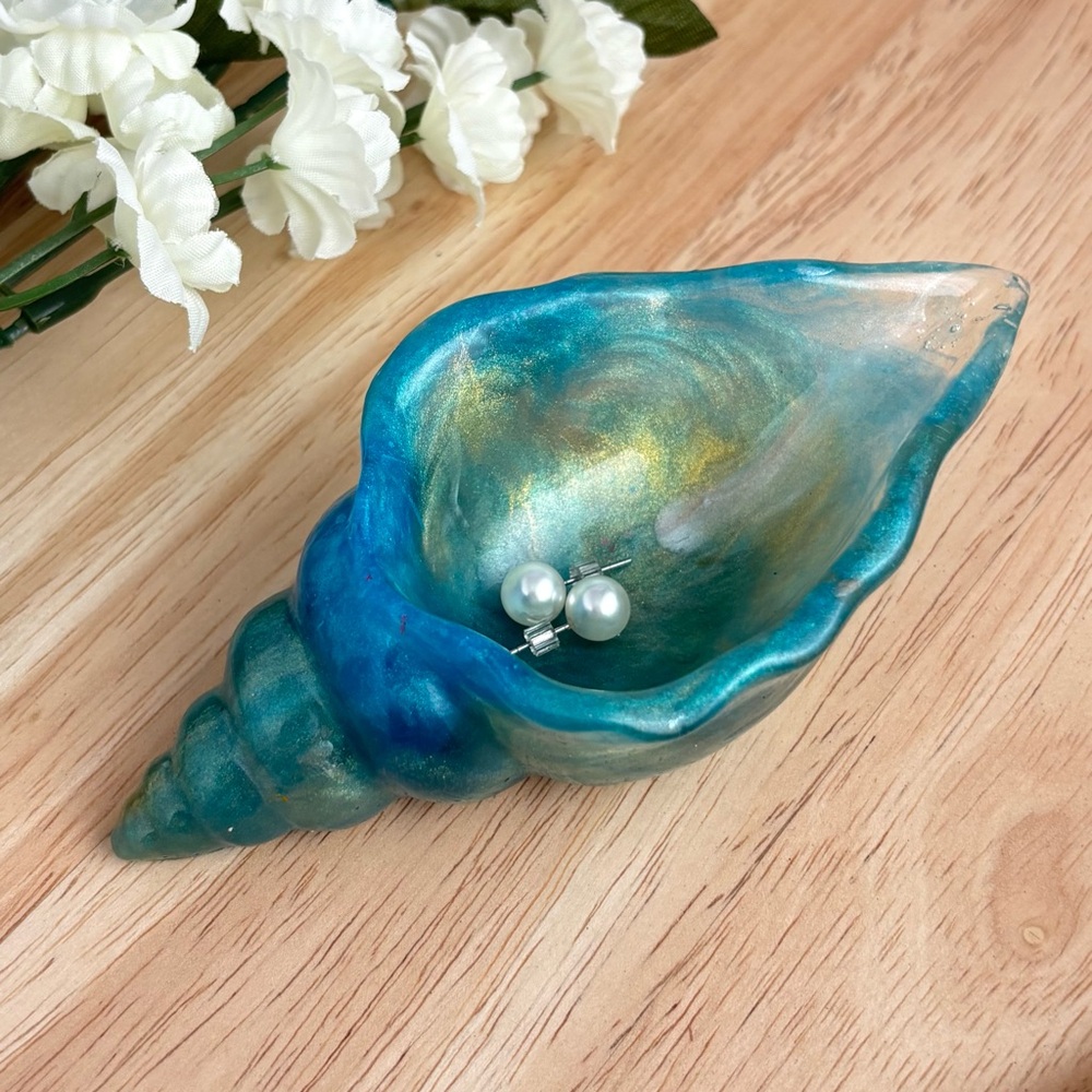 Turquoise Sea Shell Jewelry Dish